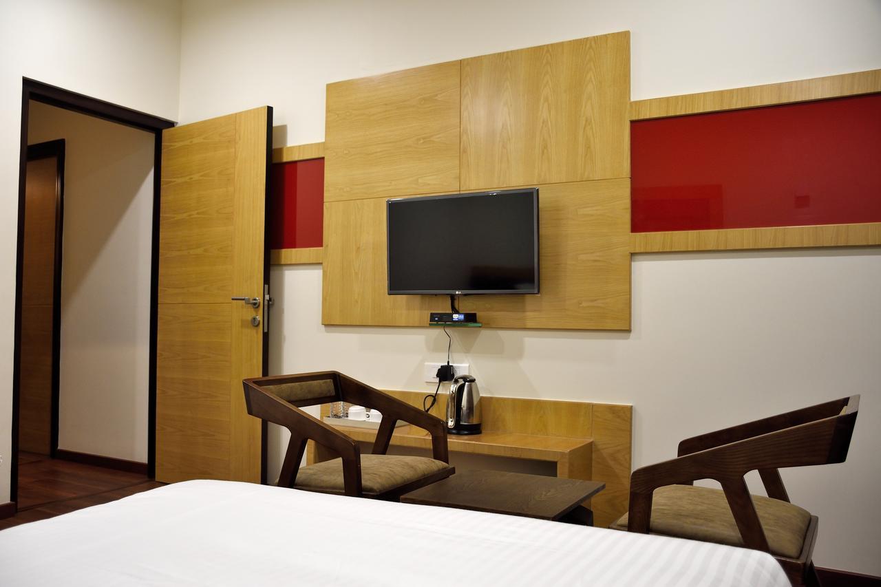 Hotel Laya Inn Ariyalur Esterno foto
