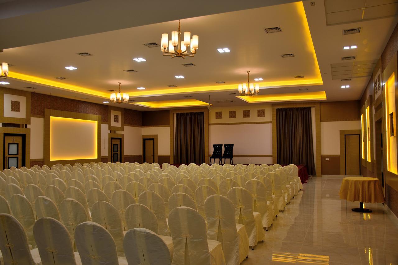 Hotel Laya Inn Ariyalur Esterno foto