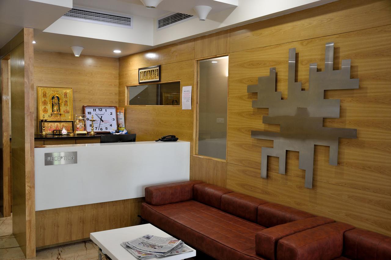 Hotel Laya Inn Ariyalur Esterno foto