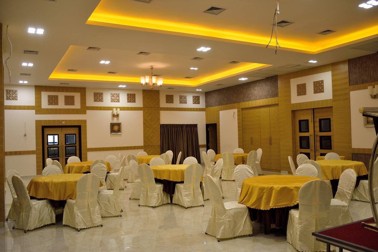 Hotel Laya Inn Ariyalur Esterno foto